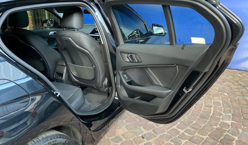 2020 BMW 1 Series 118i Sport Line full