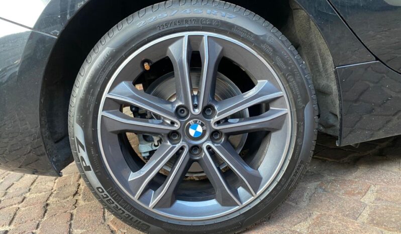 2020 BMW 1 Series 118i Sport Line full