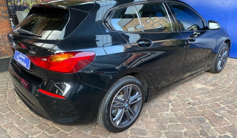 2020 BMW 1 Series 118i Sport Line full