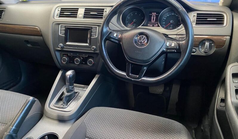 2016 Volkswagen Jetta 1.4TSI Comfortline Auto full