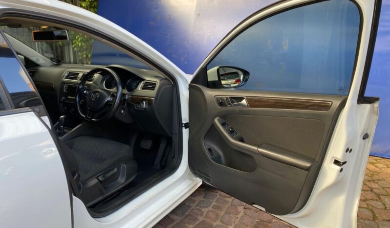 2016 Volkswagen Jetta 1.4TSI Comfortline Auto full