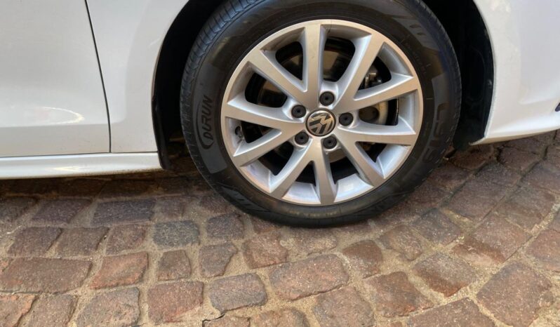 2016 Volkswagen Jetta 1.4TSI Comfortline Auto full