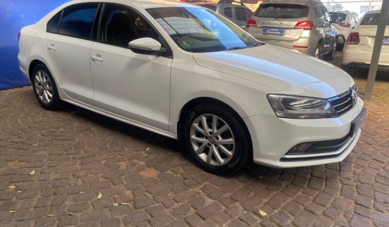 2016 Volkswagen Jetta 1.4TSI Comfortline Auto full