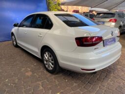 2016 Volkswagen Jetta 1.4TSI Comfortline Auto full