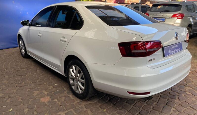 2016 Volkswagen Jetta 1.4TSI Comfortline Auto full