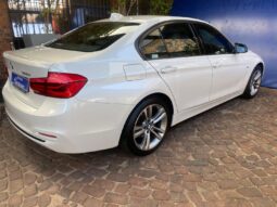 2015 BMW 3 Series 320i M Sport Auto full