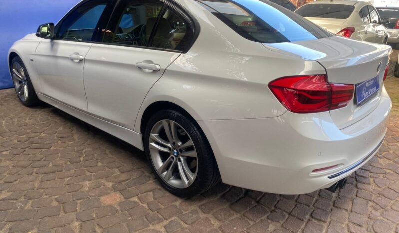 2015 BMW 3 Series 320i M Sport Auto full