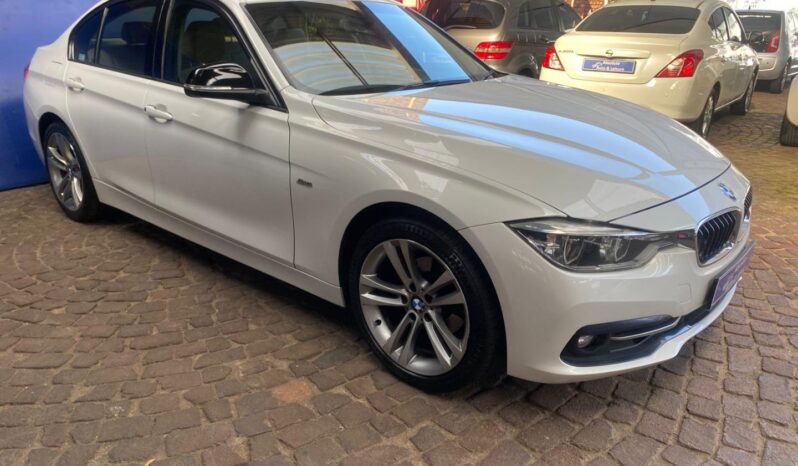 2015 BMW 3 Series 320i M Sport Auto full