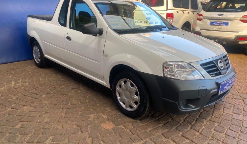 2022 Nissan NP200 1.6i (Aircon) Safety Pack full