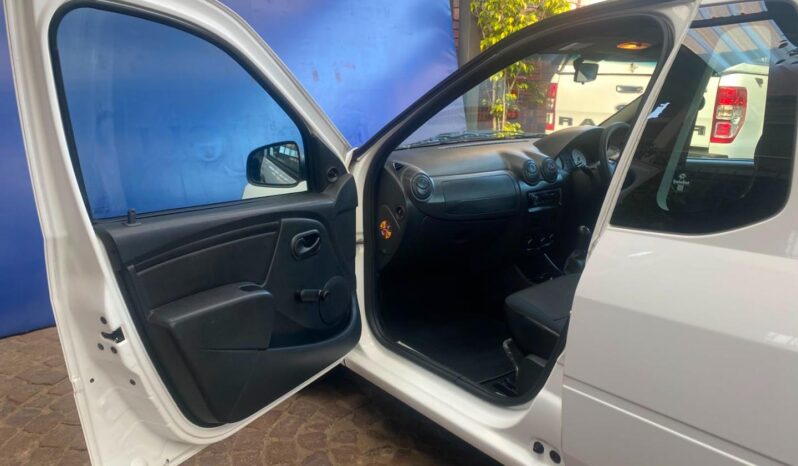 2022 Nissan NP200 1.6i (Aircon) Safety Pack full