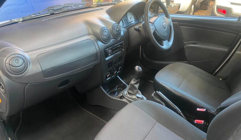 2022 Nissan NP200 1.6i (Aircon) Safety Pack full