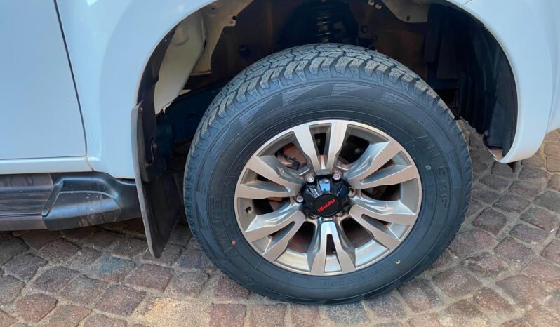 2020 Isuzu D-Max 250 Double Cab Hi-Ride full