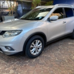 2016 Nissan X-Trail 2.5 4x4 SE — thumbnail 1