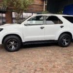 2013 Toyota Fortuner 3.0D-4D — thumbnail 4