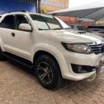 2013 Toyota Fortuner 3.0D-4D — thumbnail 3